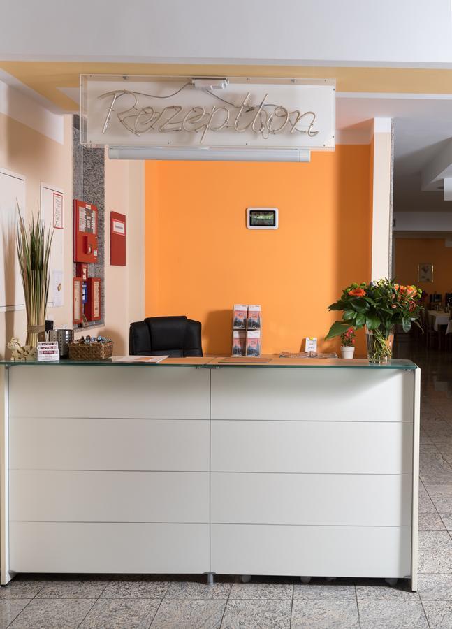 וינה Hotel Breitenlee מראה חיצוני תמונה