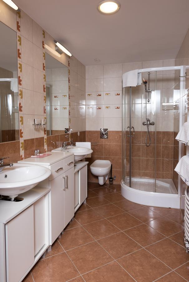 וינה Hotel Breitenlee מראה חיצוני תמונה