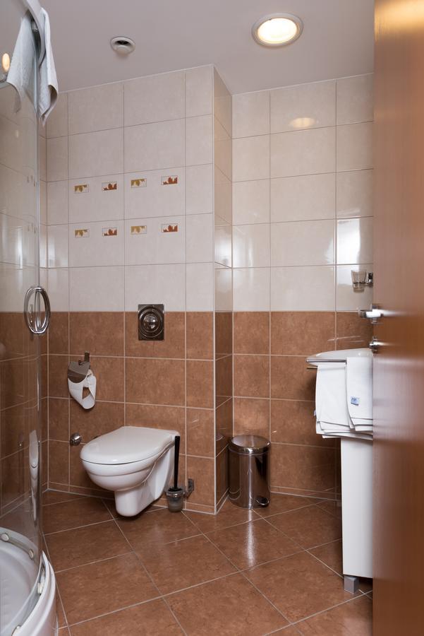 וינה Hotel Breitenlee מראה חיצוני תמונה