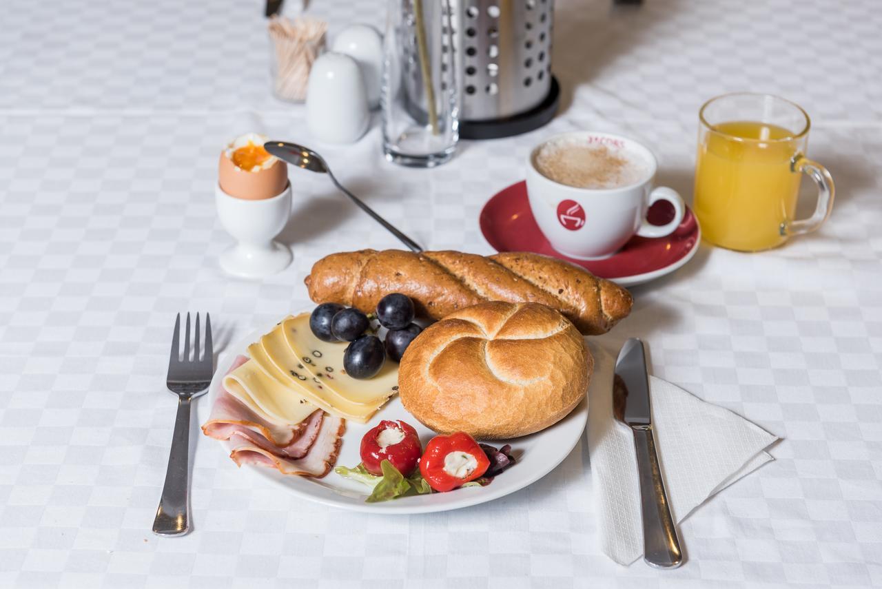 וינה Hotel Breitenlee מראה חיצוני תמונה